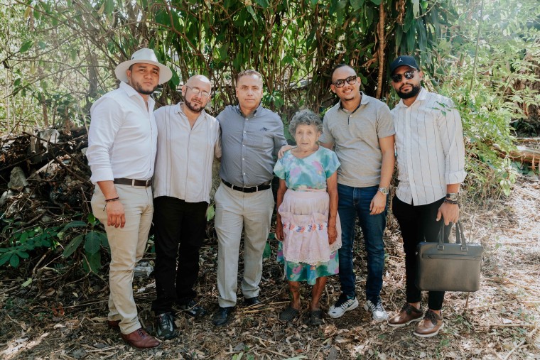 El primer proyecto social de Harvest Trading Cap «Un techo para mi abuelo»