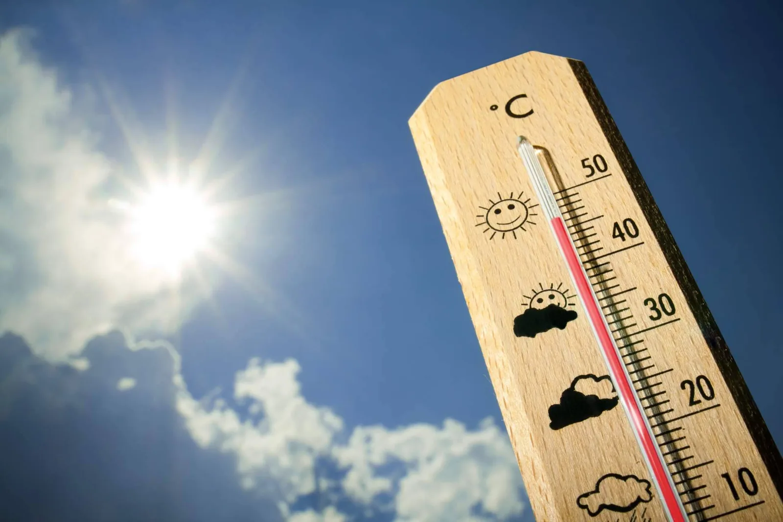 Las primeras señales de un golpe de calor que las familias no deberían pasar por alto este verano